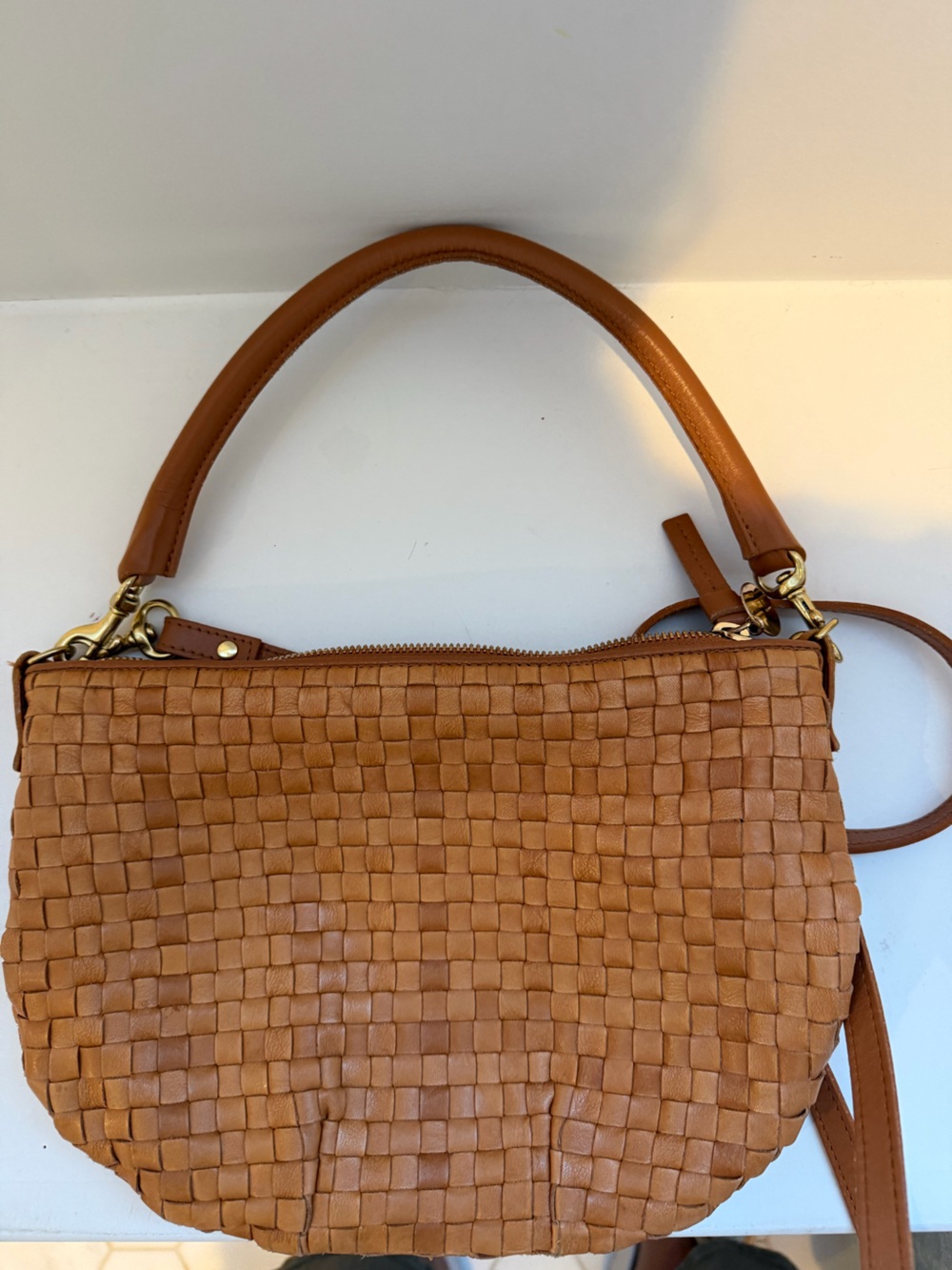 Clare V Petite Moyen woven hazelnut
